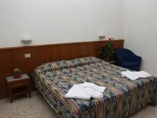 ホテル Quisisana キアンチャーノ・テルメ