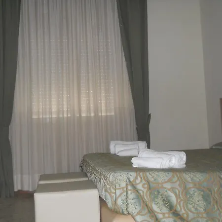 ホテル Quisisana キアンチャーノ・テルメ